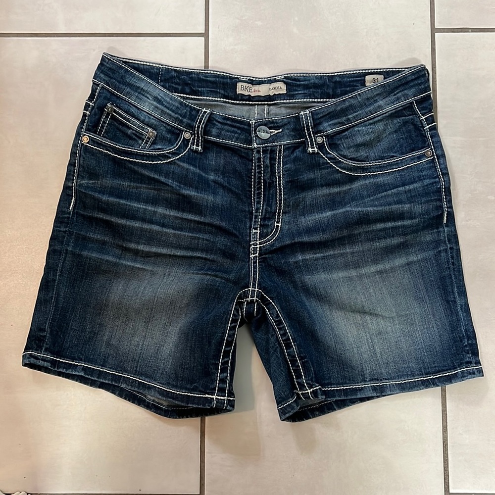 Stylish Blues